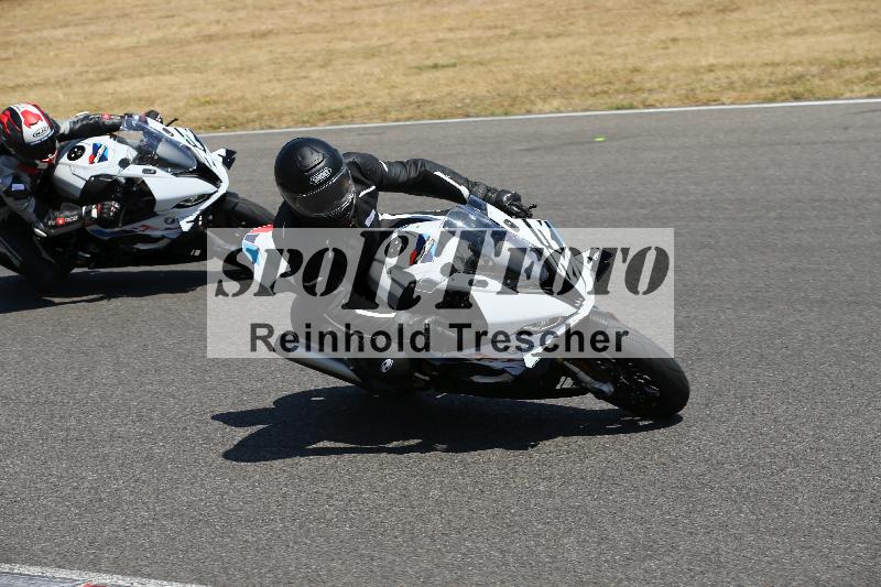 Archiv-2023/33 14.06.2023 MSS Track Day ADR/Gruppe gelb/ohne Startnummer